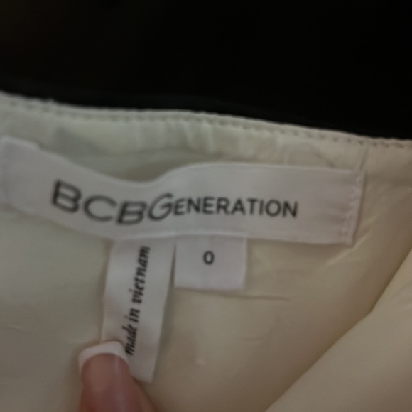 BCBGENERATION CULOTTE JUMPSUIT - Picture 2 of 7